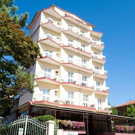 Hotel Royal Pésaro Exterior foto