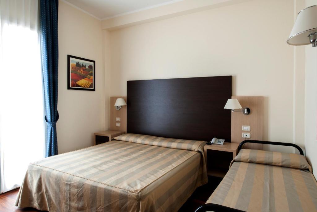 Hotel Royal Pésaro Habitación foto